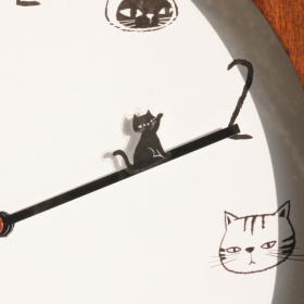 來玩嘛！喵喵原木掛鐘