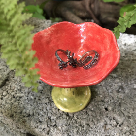 《不拔毛時代》花皿