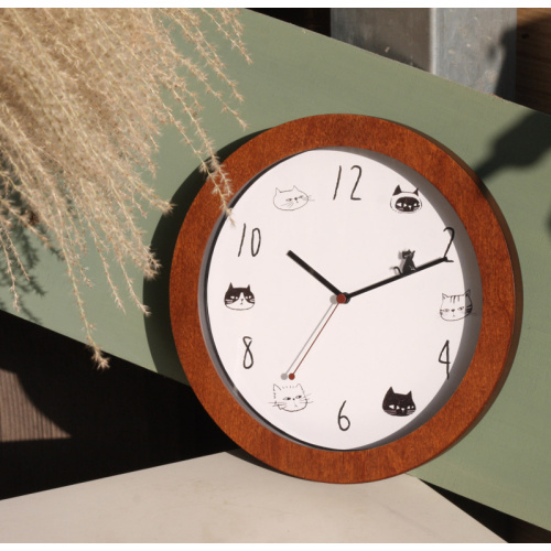來玩嘛！喵喵原木掛鐘