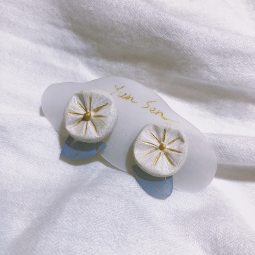 白色月光花耳環