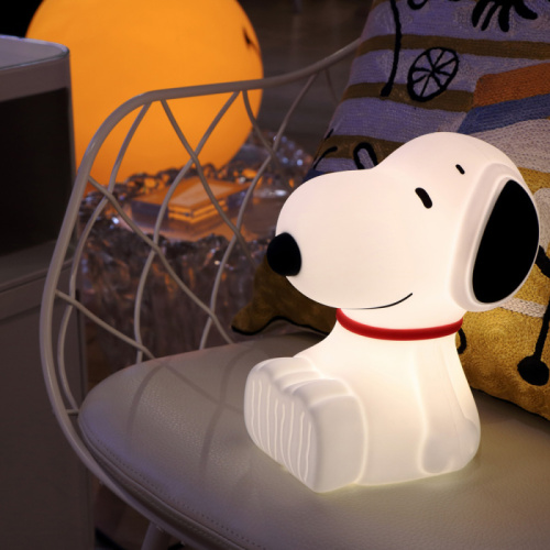 Snoopy 史努比小夜燈